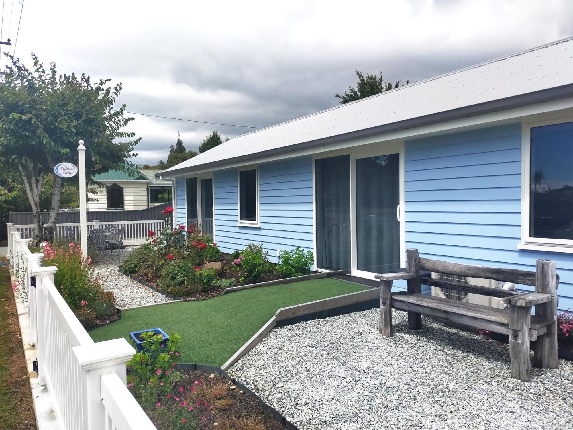 The Mayflower Cottage Te Anau Eksteriør bilde