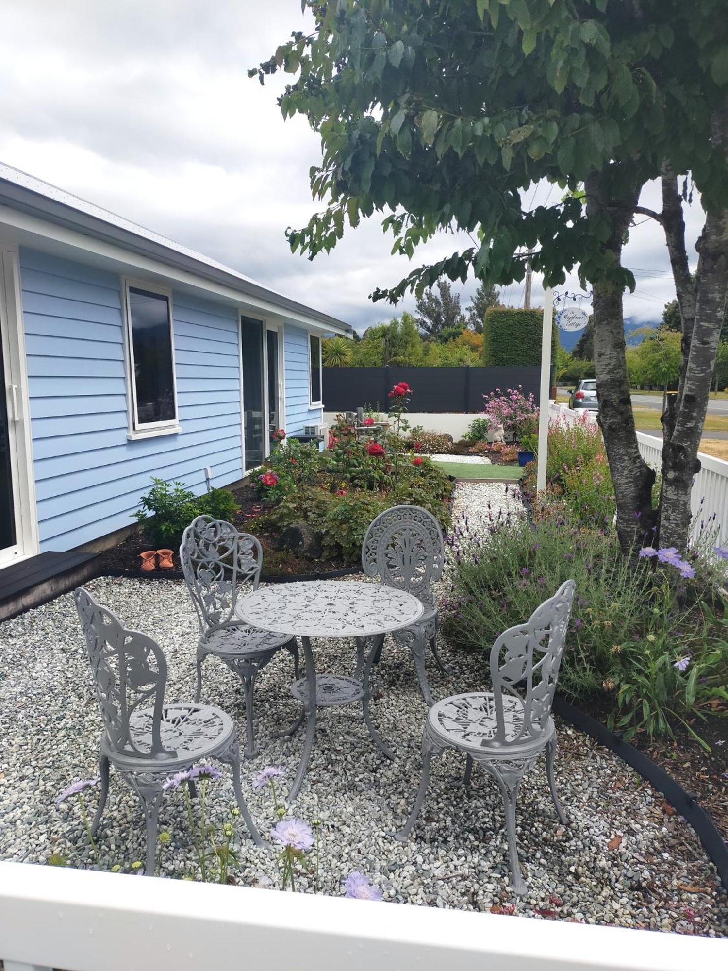 The Mayflower Cottage Te Anau Eksteriør bilde