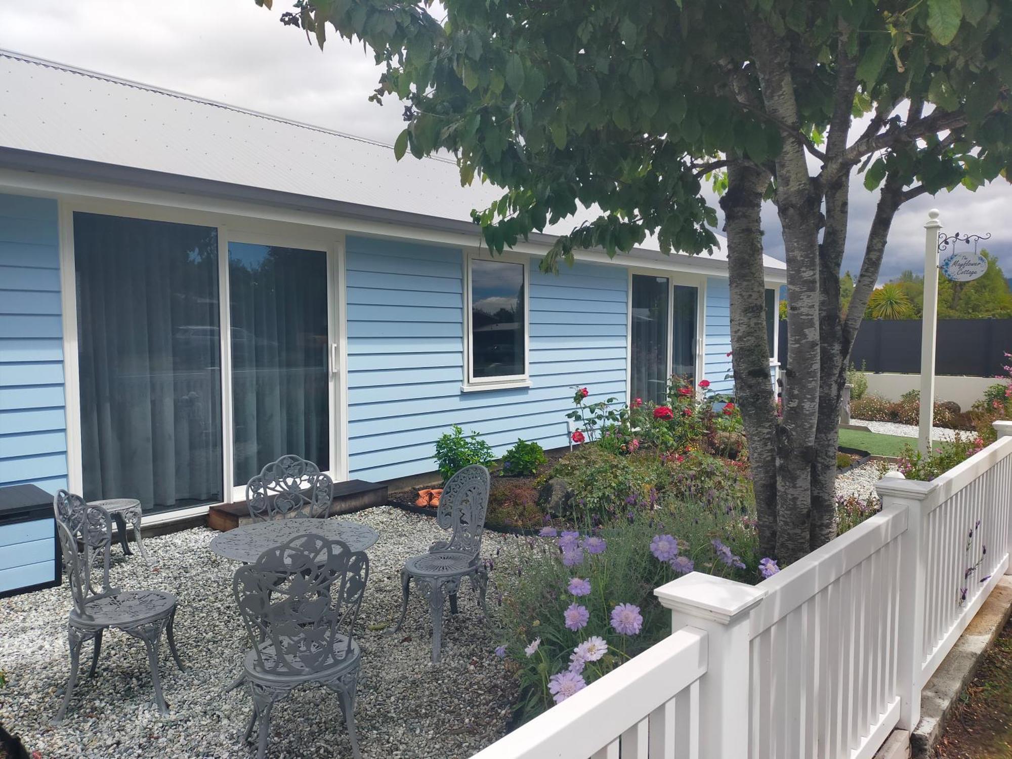 The Mayflower Cottage Te Anau Eksteriør bilde