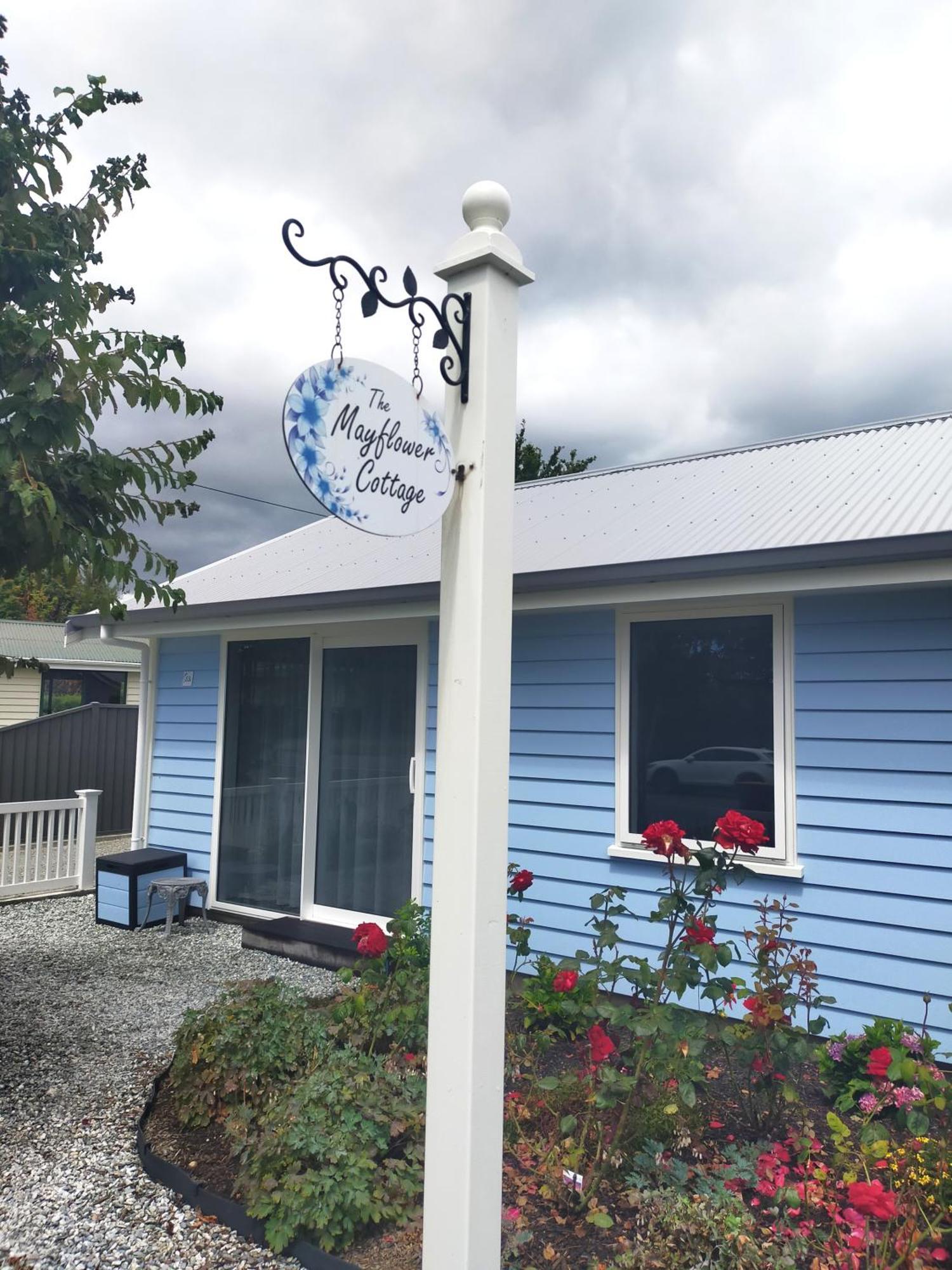 The Mayflower Cottage Te Anau Eksteriør bilde